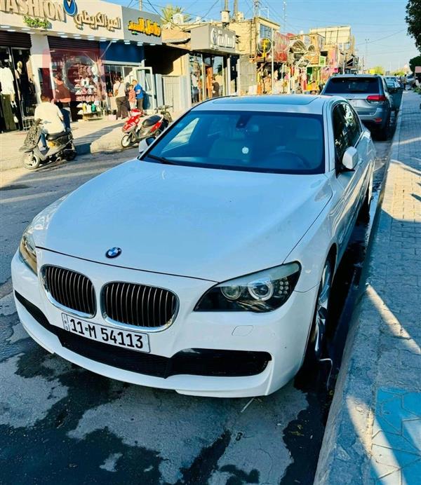 بی ئێم دەبڵیو سیریەس 7 2012 بۆ فرۆشتن لە عێراق - حوسێنیە